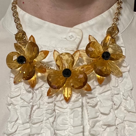 Kate Spade Brilliant Blooming Flower Necklace - Picture 9 of 10